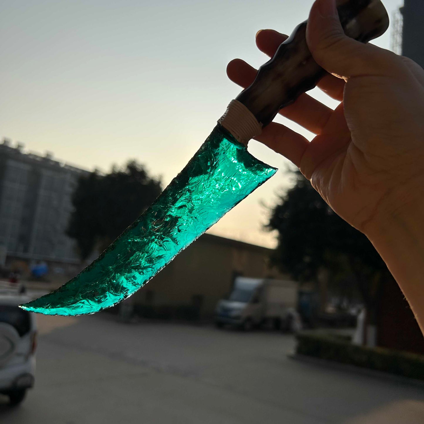 Spring Thunder｜Green Crystal Hunting Knife.