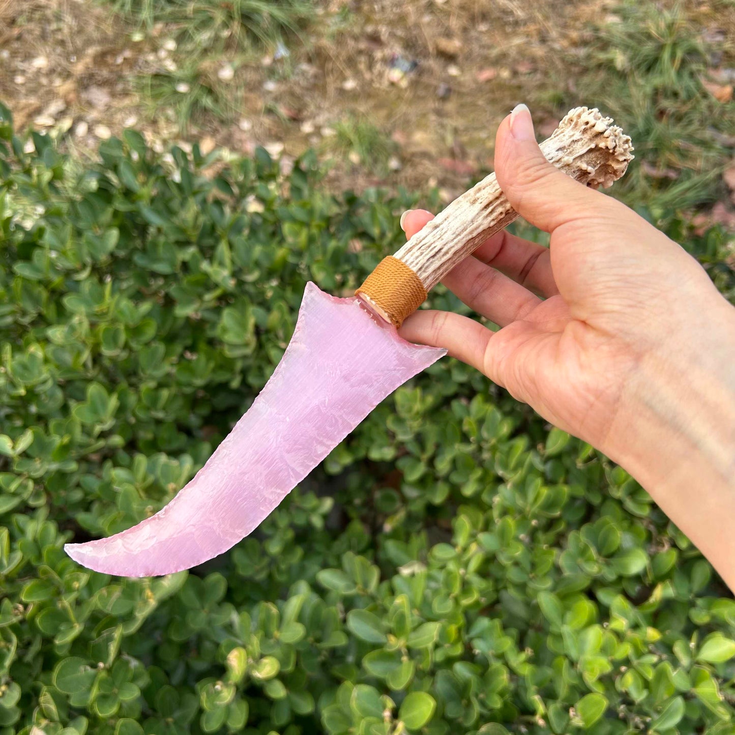 Pure Iris｜Pink Cat's Eye gemstone Hunting Knife.