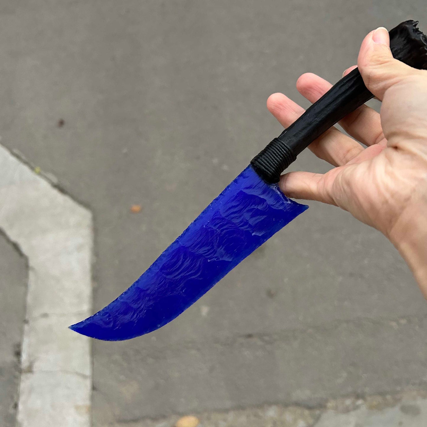 Klein Blue Vision｜Klein Blue Cat's Eye gemstone Hunting Knife.