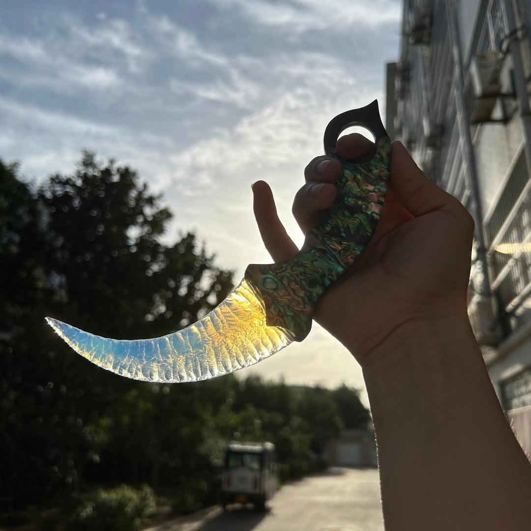 Pearlescent Shell｜Opal gemstone Karambit