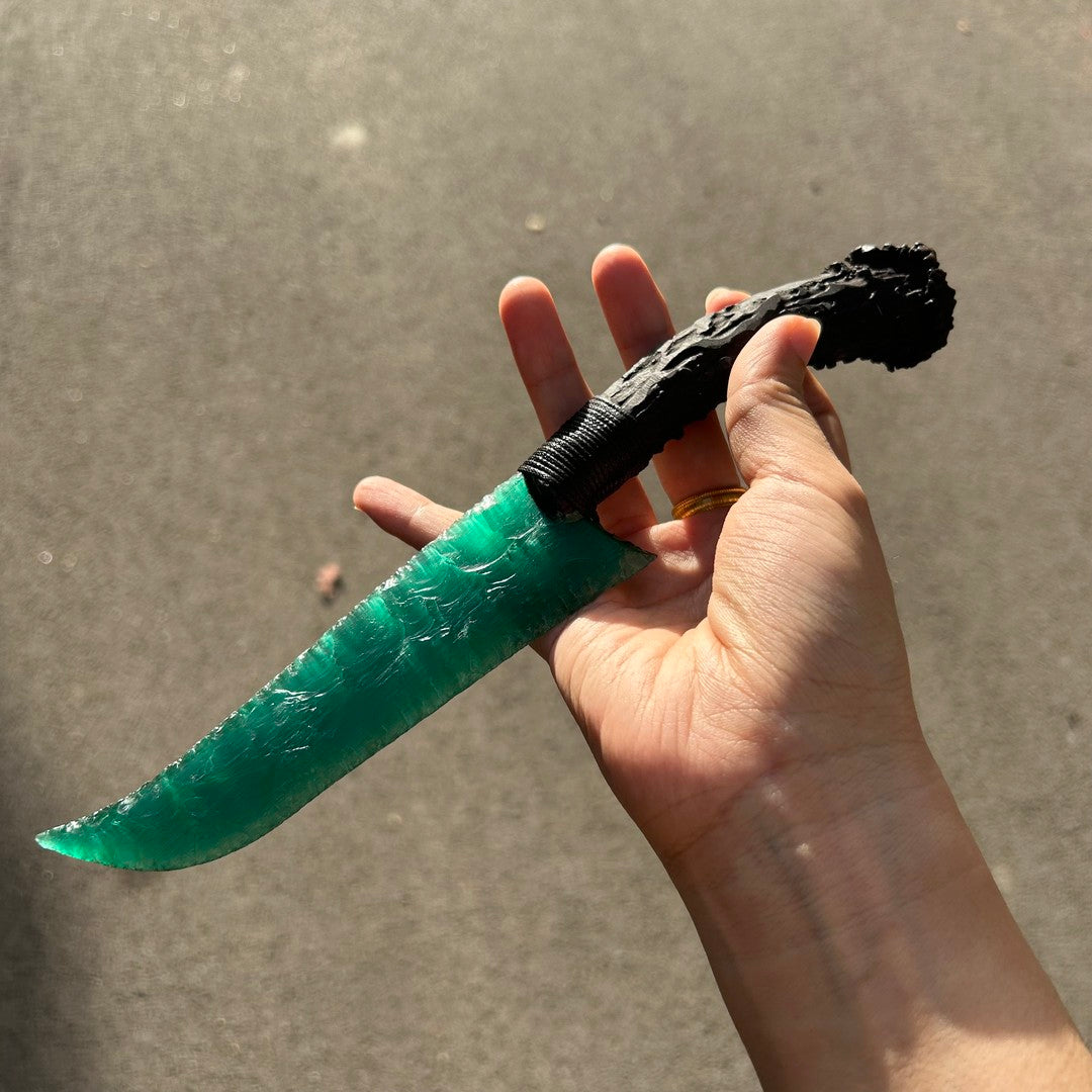 Forest Breath｜Green Cat's Eye gemstone Hunting Knife.
